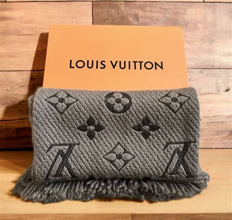 lv muffler copy|Louis Vuitton Scarf .